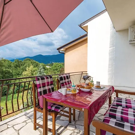 3 Bedroom Lovely In Apartmán